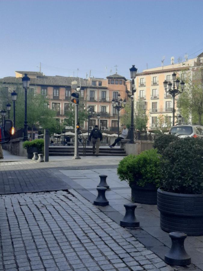 Hostal Centro Toledo Buitenkant foto