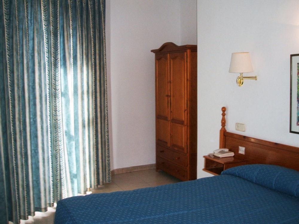 Hostal Centro Toledo Buitenkant foto