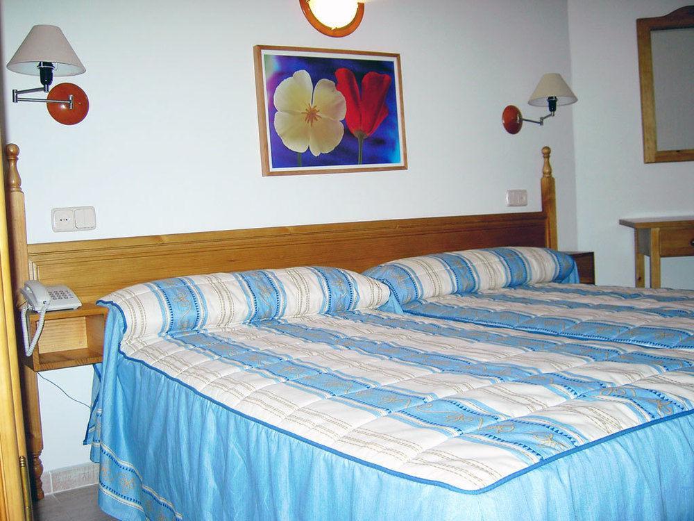 Hostal Centro Toledo Buitenkant foto