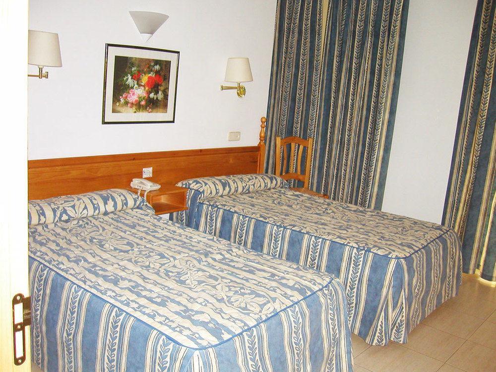 Hostal Centro Toledo Buitenkant foto