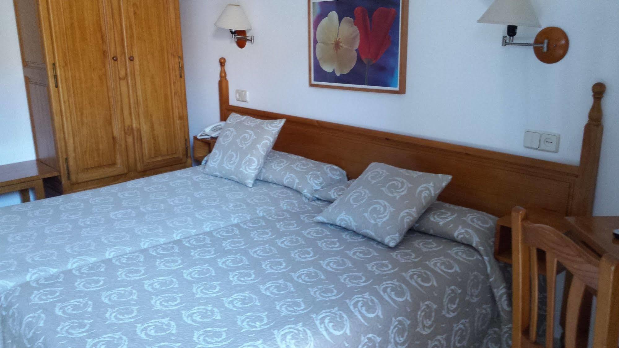 Hostal Centro Toledo Buitenkant foto