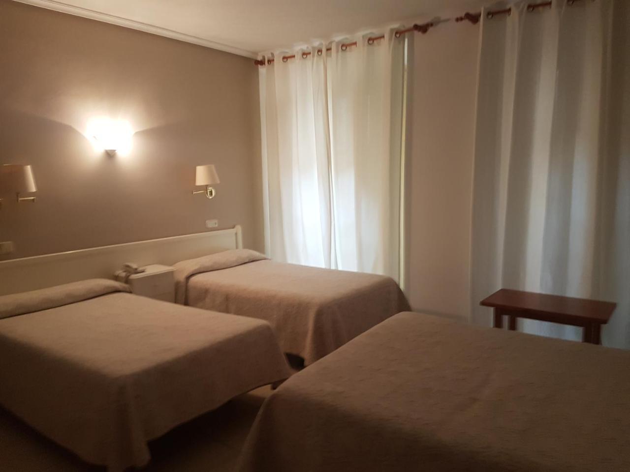 Hostal Centro Toledo Buitenkant foto